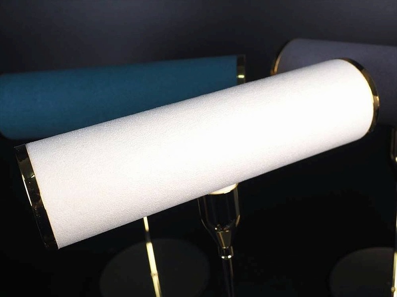 ●【アイボリー】【ベロア ディスプレイスタンド】高さ約19.5cm×横幅約19cm×奥行約10cm 1個売り シックなカラーのＴ字スタンド ディスプレイ什器 ブレスレットや腕時計の保管に【si-p】