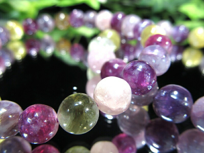 MIXレピドライトシリカ ブレスレット 7mm-7.5mm×26珠前後 妖艶パープルに浮かぶ白い羽 雲母独自の華やかな煌めき ブラジル産 パワーストーン 天然石