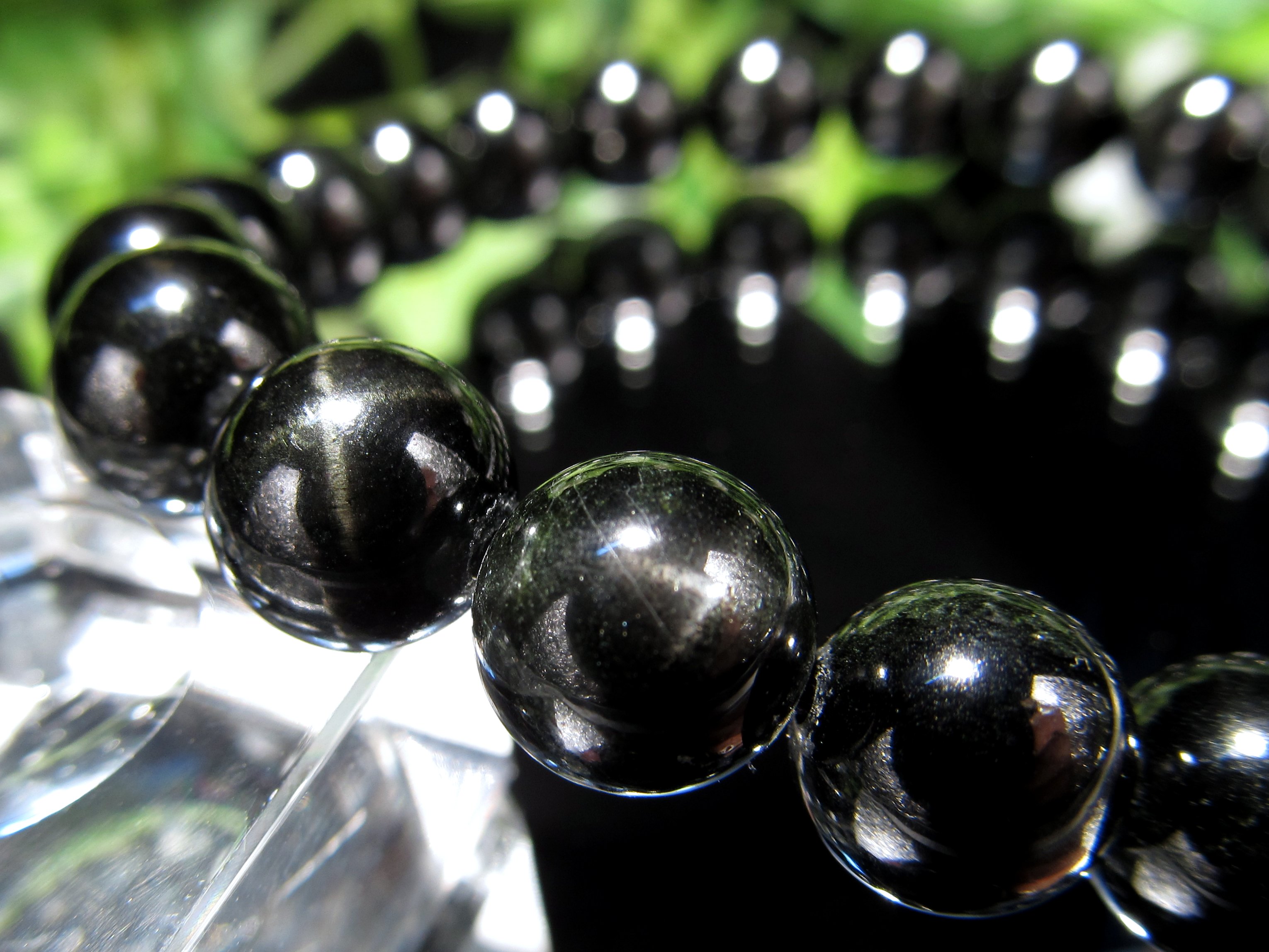 煌めくスター効果 3A スターダイオプサイト ブラックスター ブレスレット 8.5mm-9.5mm×21珠 男女問わず人気 漆黒に輝く十字の光の星 インド産