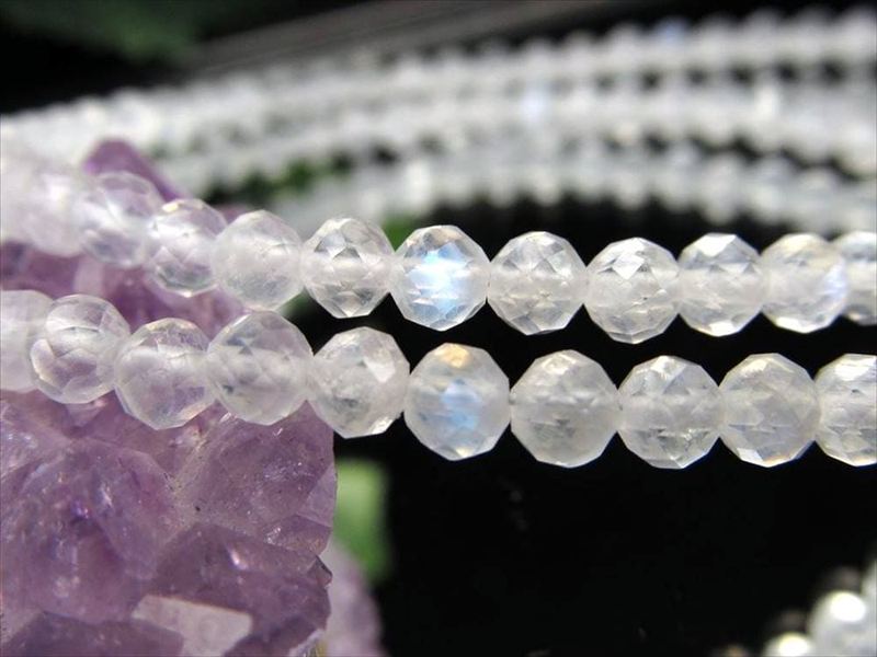 ブルームーンストーン キラキラカット ワイヤー ブレスレット 幅約3.5mm デザインワイヤーブレスレット キラキラ繊細カット