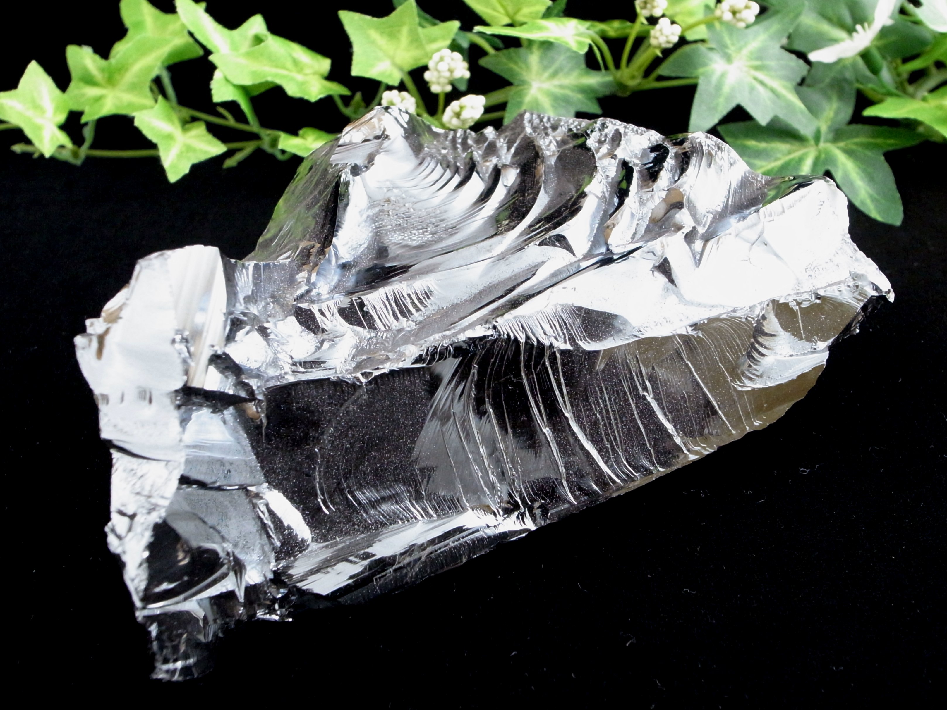 テラヘルツ鉱石 原石 最大幅124mm 重さ475g つやつや光沢 話題の 高純度 テラヘルツ 鉱石 2026年 検査機関にて検査済み 本物保証 返品保証 パワーストーン