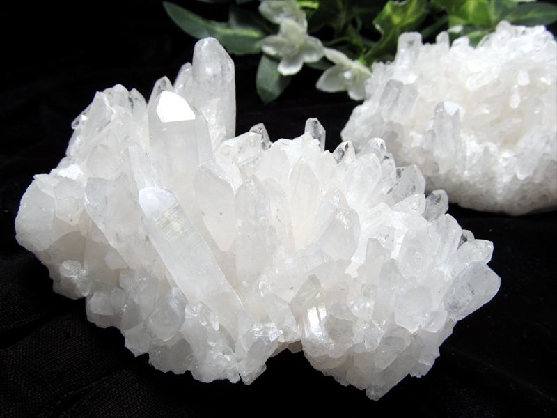 1個売り 大特価 200g-250g 乳白透明 超人気針状群生 浄化 四川針状水晶クラスター 原石 激安大放出 四川省産 パワーストーン 天然石