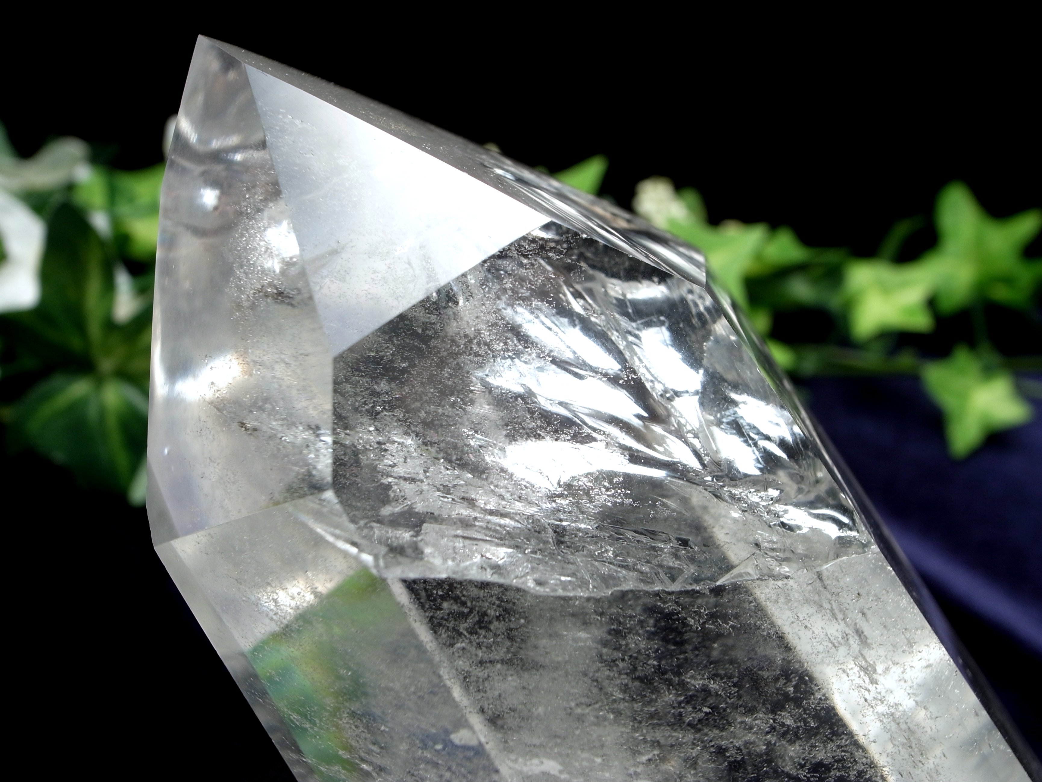 虹入り！超希少レムリアンシード贅沢使用！つやつやポリッシュ レムリアンシードクリスタル ポリッシュポイント 高さ約117mm 重さ約523g