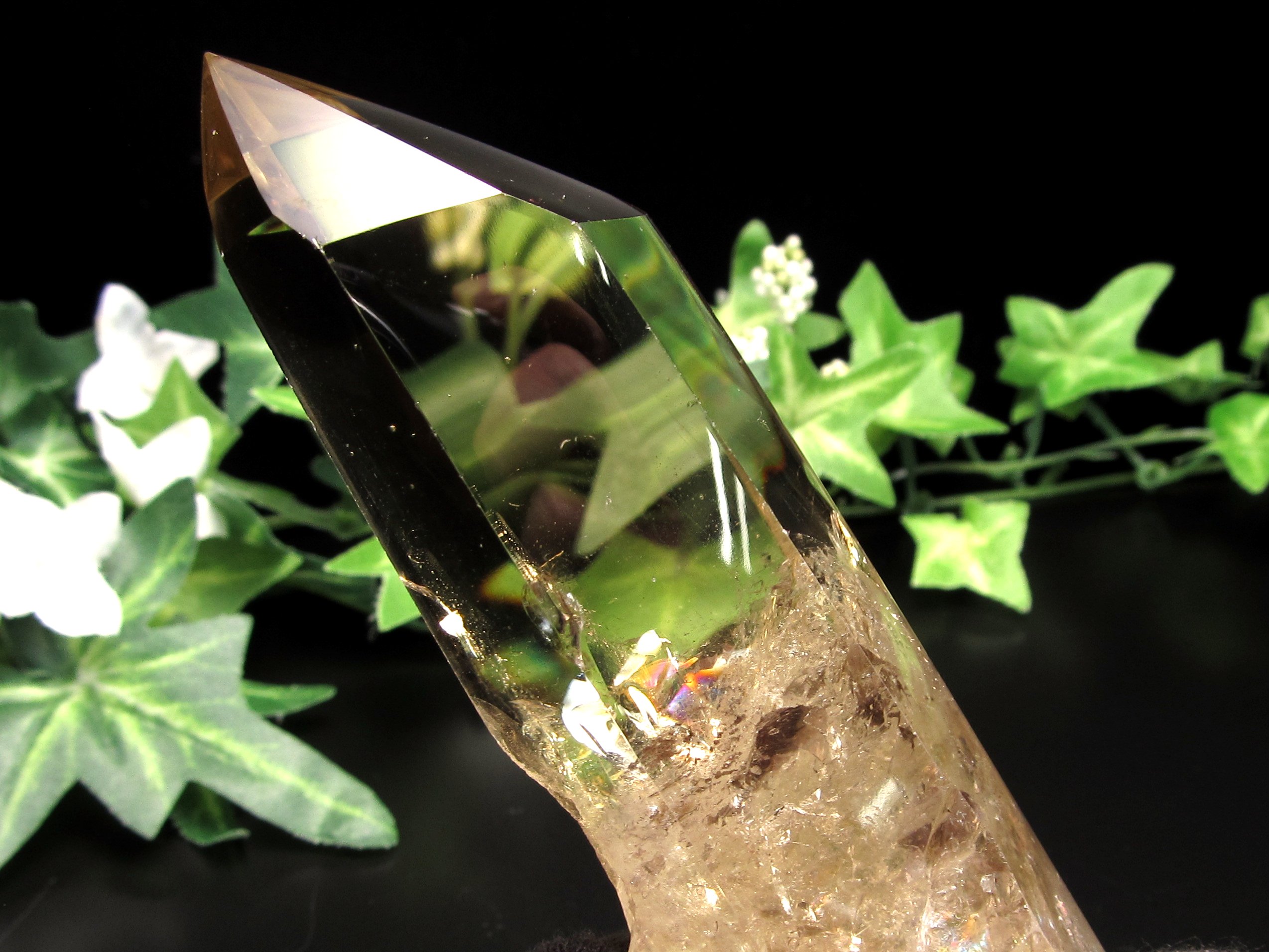 5A ほんのりスモーキー シトリン ポイント 六角柱 置物 専用木製台付き 高さ約14.8cm 重さ259g 透明感抜群 黄水晶 11月の誕生石 一点もの ブラジル産