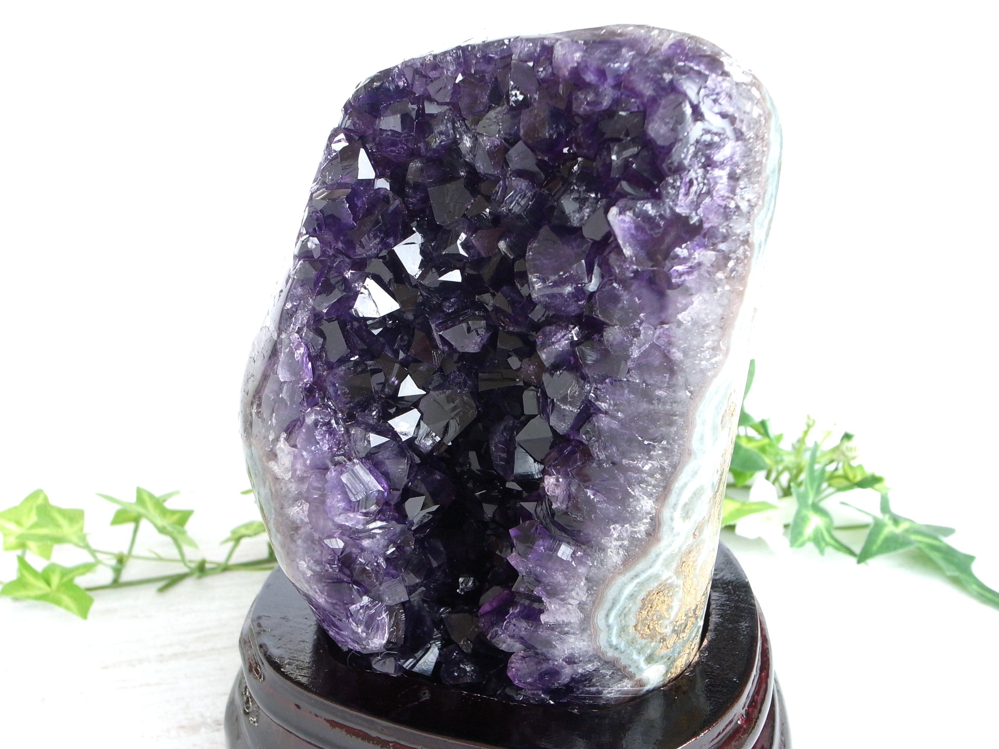 S級 深く透き通るパープル アメジスト クラスター 専用台座付 高さ173mm 重さ1760g 愛の守護石 紫水晶 1点物 ウルグアイ産 パワーストーン 天然石