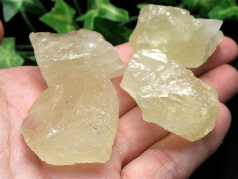 レモンクォーツ ラフ原石タイプ 詰合せ 100g 約3-5個入り サイズ約25mm-55mm 硫黄水晶 ブラジル産 パワーストーン 天然石