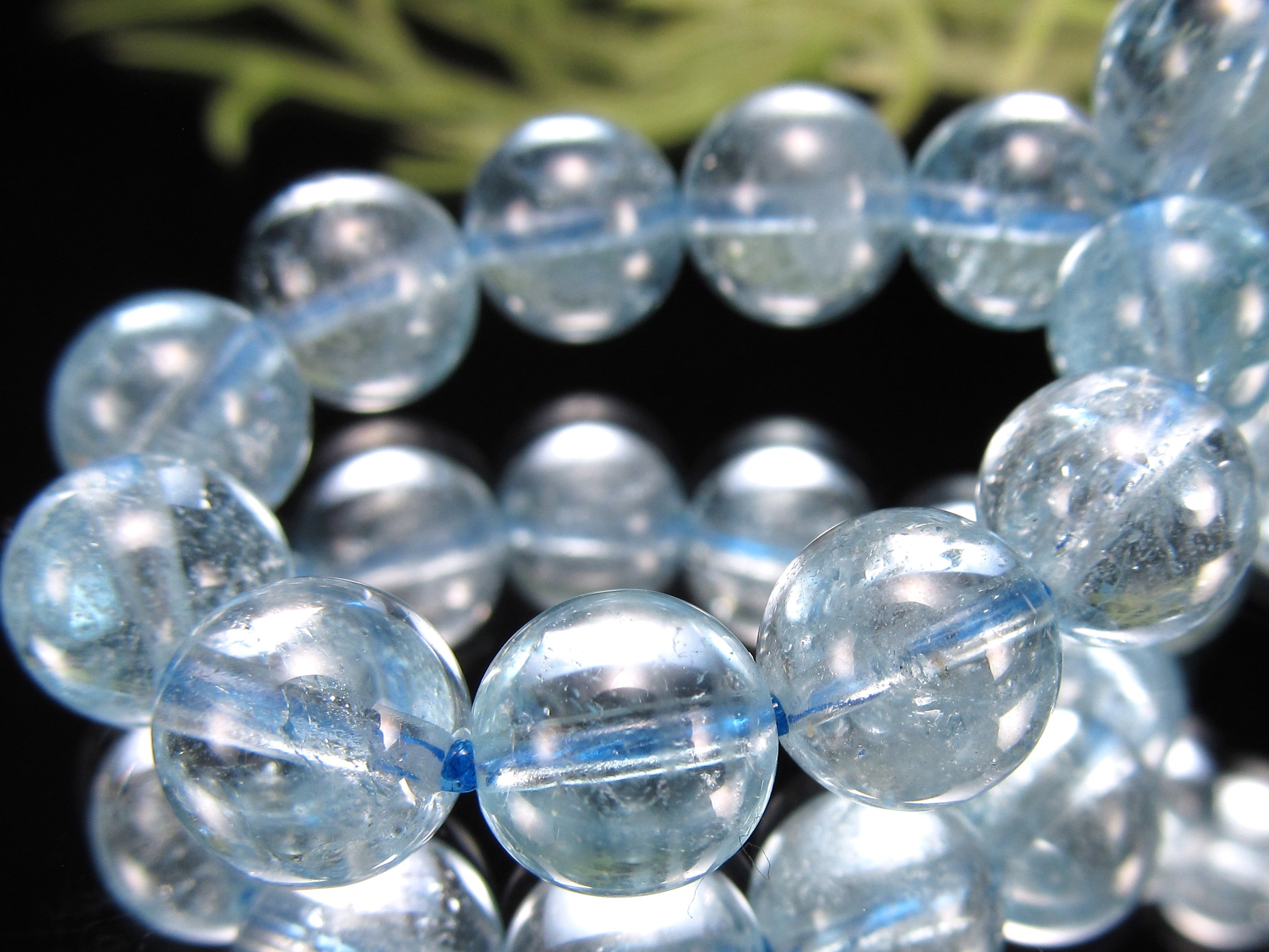 数量限定 クリアブルー 3A ブルー トパーズ ブレスレット 8mm-8.5mm×23珠 抜群のクリア感 まるで青空のような爽やかブルー 明るい希望をもたらす石