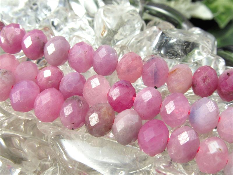 約6mm珠 ルビー&ピンクサファイア ボタンカット 一連 約38-40cm キラキラボタンカット 7月の誕生石 キラキラピンク ネックレスなどに ミャンマー産