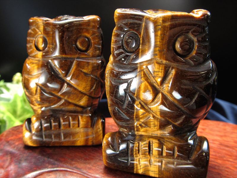 艶々シラー有り タイガーアイ フクロウ彫り 置物 重さ約75g-100g ふくろう 不苦労 幸運を招く聖なる石 金運仕事運アップ 南アフリカ産