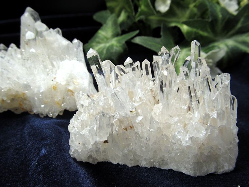 5A 四川省産 水晶クラスター原石 1個売り 重さ約110g-140g 超透明結晶 超人気キラキラ針状結晶 浄化 原石 母岩までキラキラ 四川省産 パワーストーン 天然石