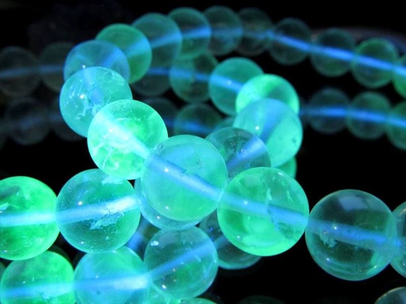 限定大特価 ハイアライト 玉滴石 オパールセミラウンドブレスレット 約8mm-8.5mm×25珠前後 クラックによる絶妙な緑色発光