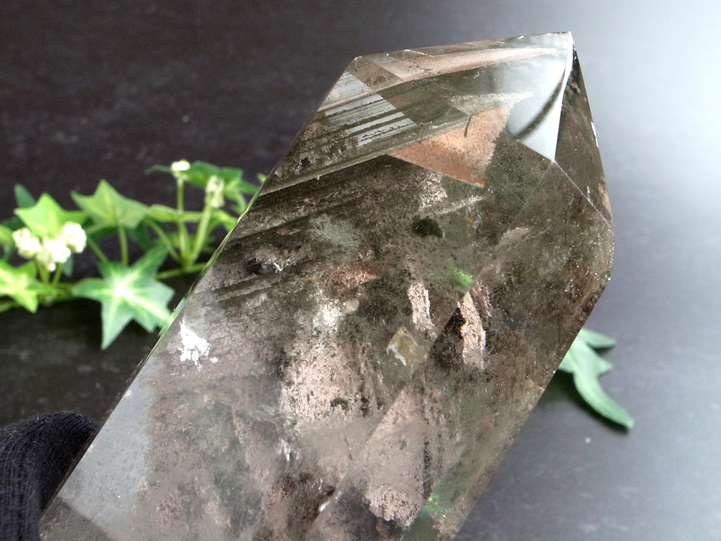 5A 千層ファントム 鏡花水月 龍神ガーデンクォーツ ポリッシュ ポイント置物 専用木製台座付き 高さ約233mm 重さ1078g エメラルドグリーンガーデン水晶