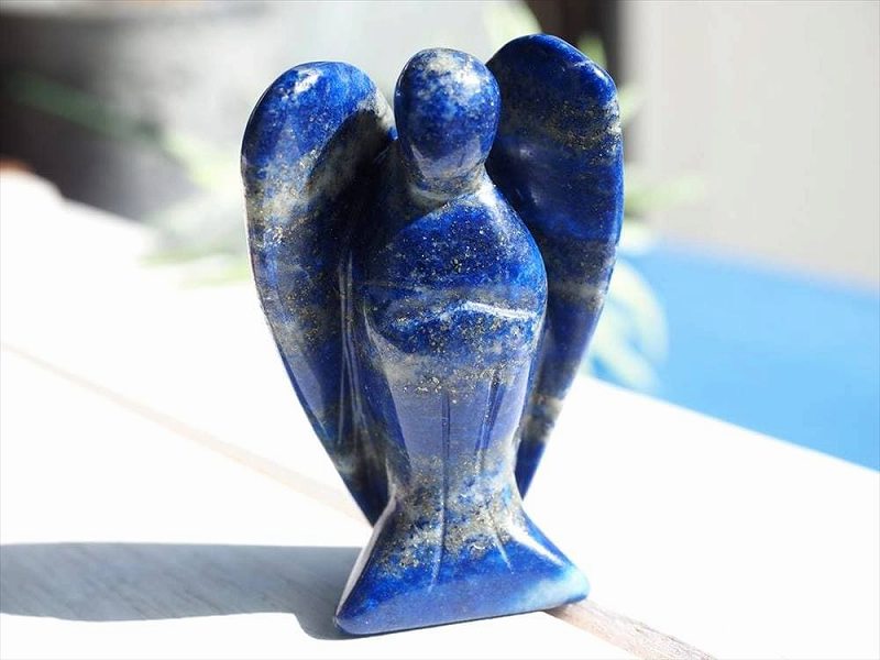 Mサイズ ラピスラズリ エンジェル彫り 高さ約5cm 重さ30g-40g前後 1個売り 最強の幸運を引き寄せる インテリアに 風水グッズ 天使 置物 アフガニスタン産