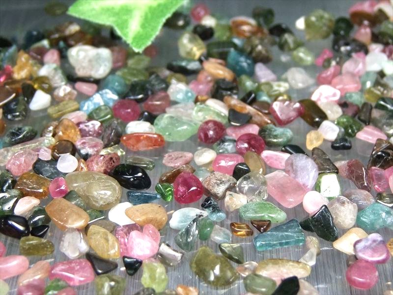 小粒で透明 宝石質有り 色とりどり全カラー MIXトルマリン さざれ 100g ルベライトやパライバも 電気石 サザレ 約3mm-10mm シックな色合い ブラジル産