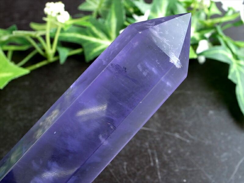 激レア 虹入り パープルフローライト 蛍石 ポイント 高さ 120mm 重さ 160g パープルフローライト六角柱ポイント 超透明 未熟な部分を成長させてくれる石