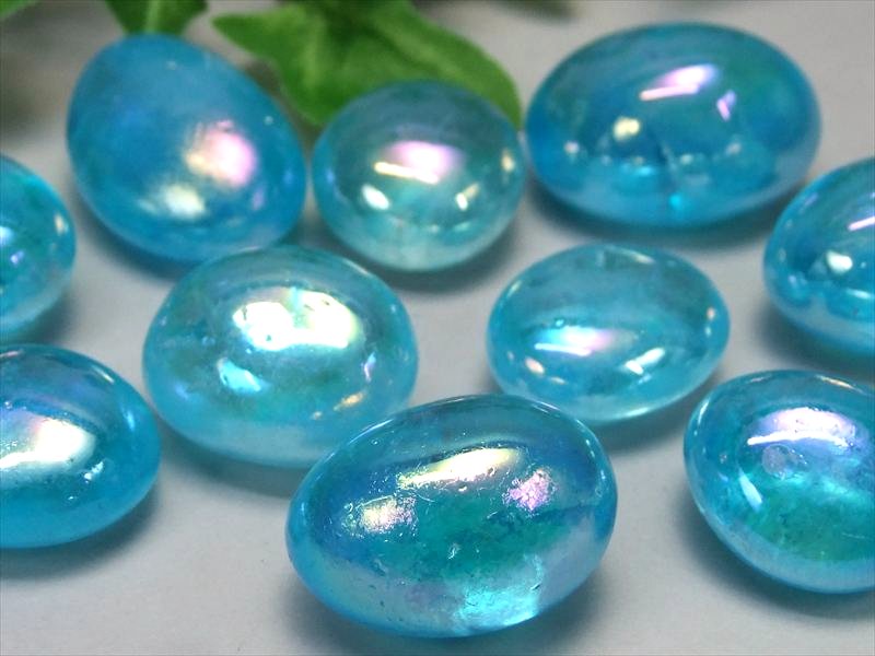 アクアオーラ 天然水晶 タンブル 約100g入り 1セット 約8個前後入り インテリアに 粒の大きさ 20mm-30mm キラキラのアクアオーラ水晶 蒸着水晶 ブラジル産