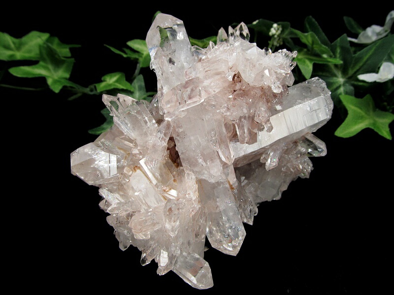 ギャランティカード付 幻の逸品 希少 ほんのりピンク 抜群の透明度 ピンク レムリアン 水晶 クラスター 最大幅 約105mm 重さ 395g