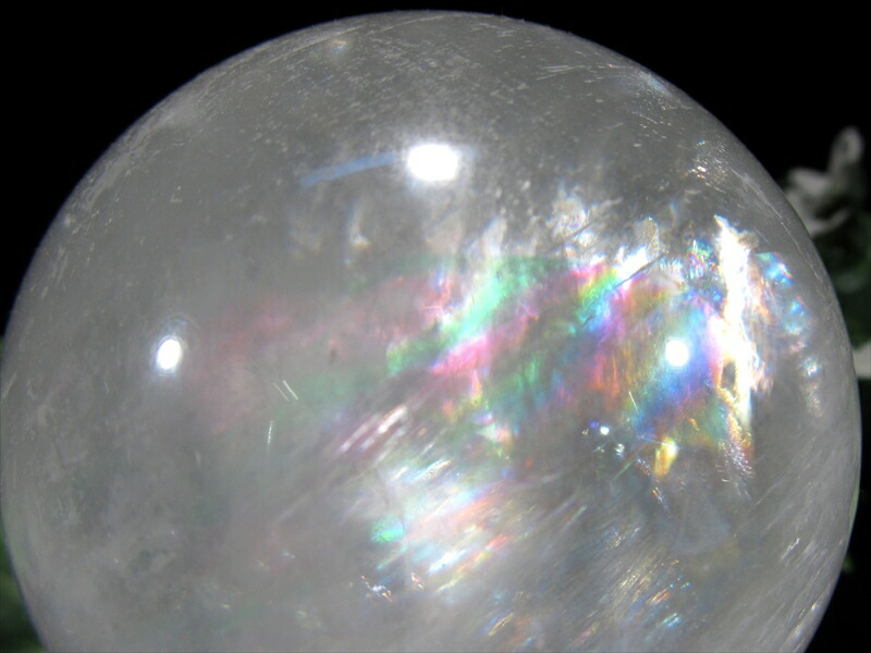 虹入り 4A ホワイトカルサイト 丸玉 直径68mm 重さ463g エネルギーの増幅と強力な浄化の石 神秘的な美しさ 方解石 ブラジル産 パワーストーン 天然石