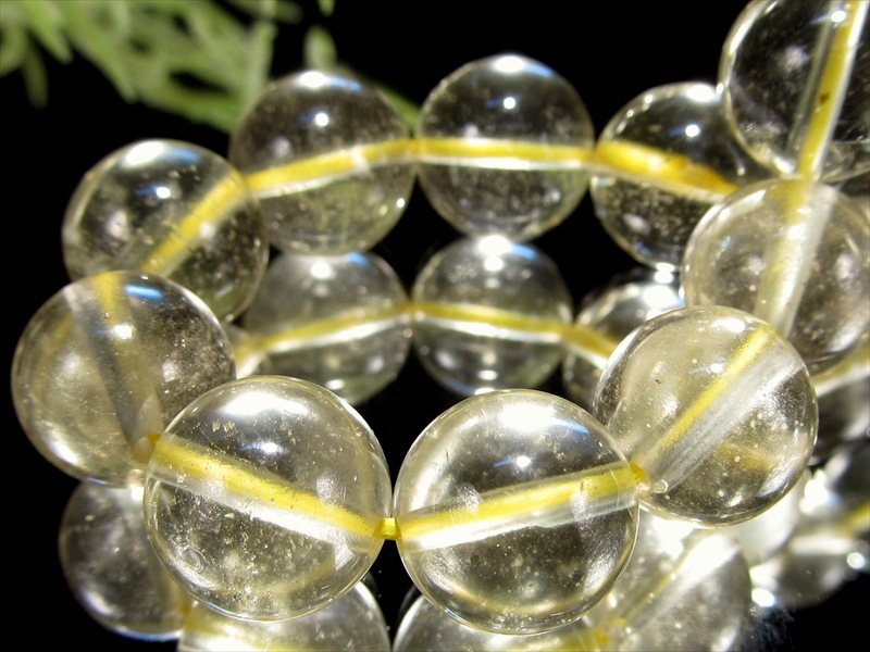 店頭展示中 リビア砂漠の秘宝 リビアングラス ブレスレット 11mm-11.5mm×18珠 エジプト政府採掘禁止 隕石由来 奇跡の天然インパクトガラス