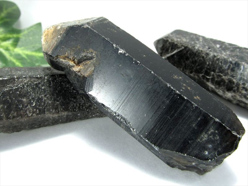 天然黒水晶 モリオン 単結晶 ラフ原石 1個売り 長さ約6cm-7cm前後 研磨加工なしのナチュラル黒水晶 クリスタルチューナーにも 内モンゴル自治区産