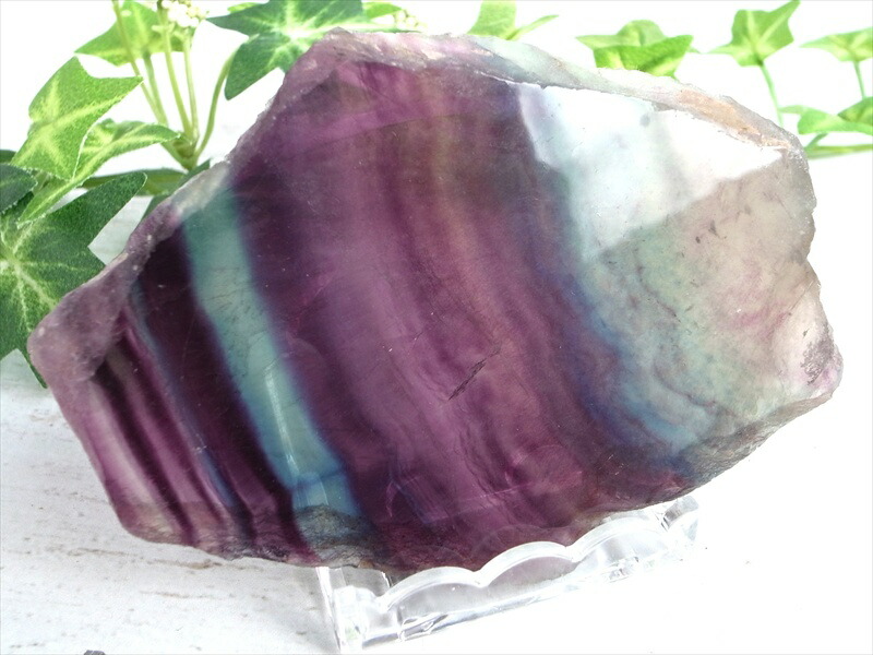 5A マルチカラーフローライト 蛍石 プレート原石 台座付 幅約99mm 重さ約150g 天才の石 インテリアに 虹の様なパープル&ブルーグリーンの層 一点もの