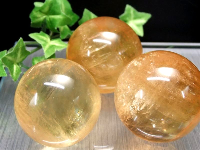 別格 5A ゴールデンカルサイト 丸玉 直径約46mm-48mm 透明感抜群 美麗 つやつや シラーや虹入りも 繁栄と成功の象徴 メキシコ産 パワーストーン 天然石