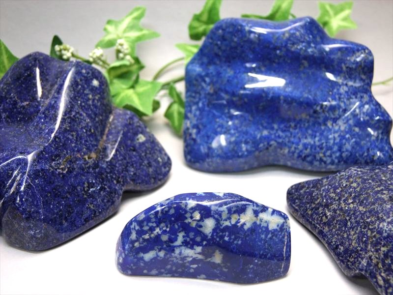 大特価 3A ラピスラズリ 磨き原石 タンブル 700g-800g 鮮やかブルーに映えるキラキラパイライト 幸運の象徴 青金石 アフガニスタン産 パワーストーン 天然石