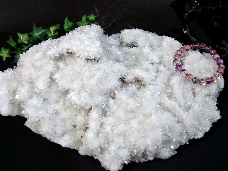 激レア 超透明スターダスト結晶 特大サイズ 四川水晶 クラスター 専用木製台座付 最大幅約210mm 重さ6304g 最高級 浄化 清らかな力をもつ全能の石 一点物