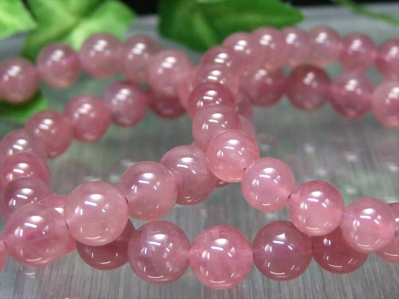 ラズベリークォーツ ブレスレット 7.5mm-8mm×24珠前後 落ち着きのあるピンクパープル スター効果がある珠も 透明感あり マダガスカル産 パワーストーン