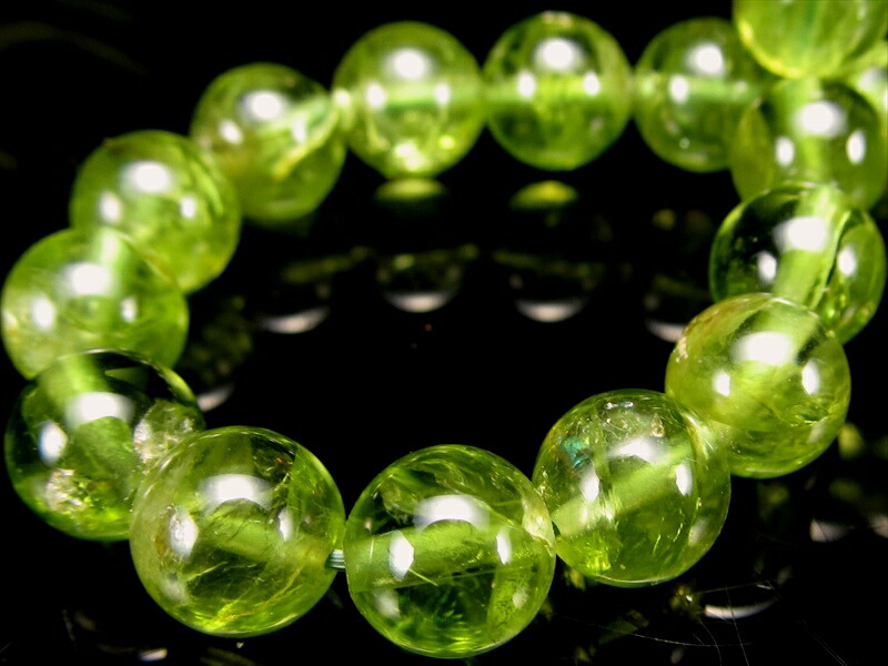 4A ペリドット ブレスレット 7mm-7.5mm×26珠 圧巻のオリーブグリーン 希少な高透明度タイプ 女神ペレの涙と呼ばれる神秘石 幸せ・夫婦の愛・平和の象徴
