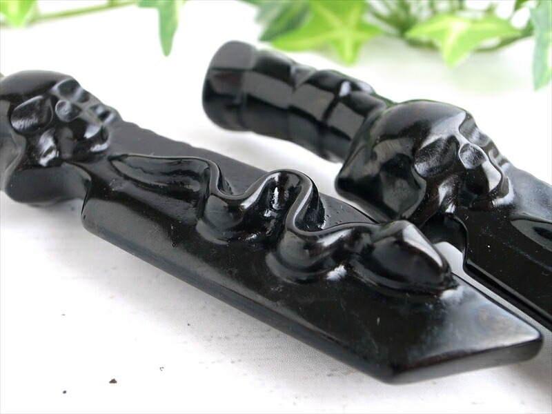 黒曜石の守護刀 オブシディアン ヘビ&ドクロ型 ナイフ 彫刻 置物 長さ約14.5cm 重さ約70g-85g 1個売り 気品ある黒曜石使用 古来からの強力な守護石