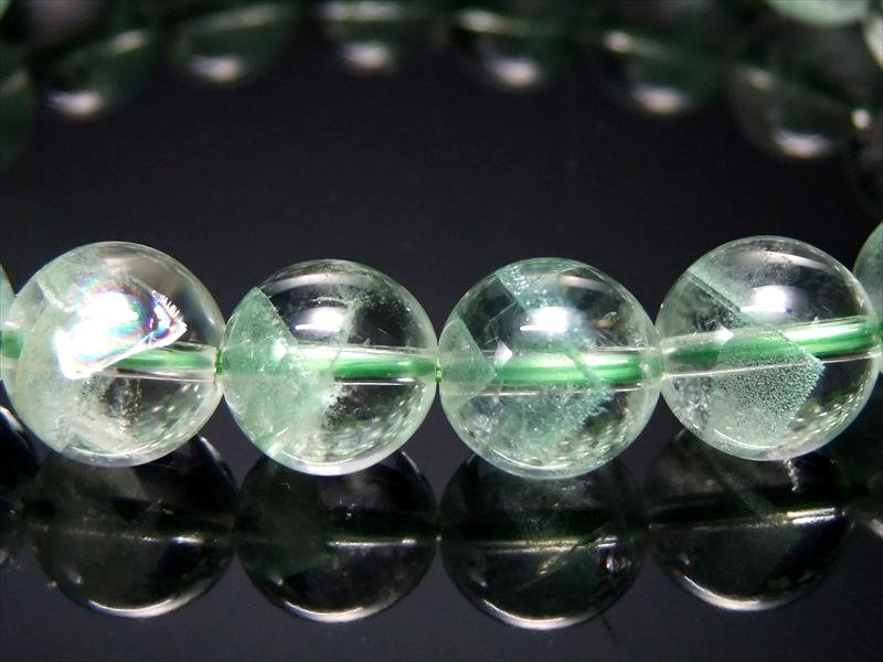 限定4本 激レア 虹入り S級 エメラルドグリーンファントム ブレスレット 10mm×19珠 澄み切った水晶に浮かぶ新緑のファントム 極上天然石 緑幻影水晶