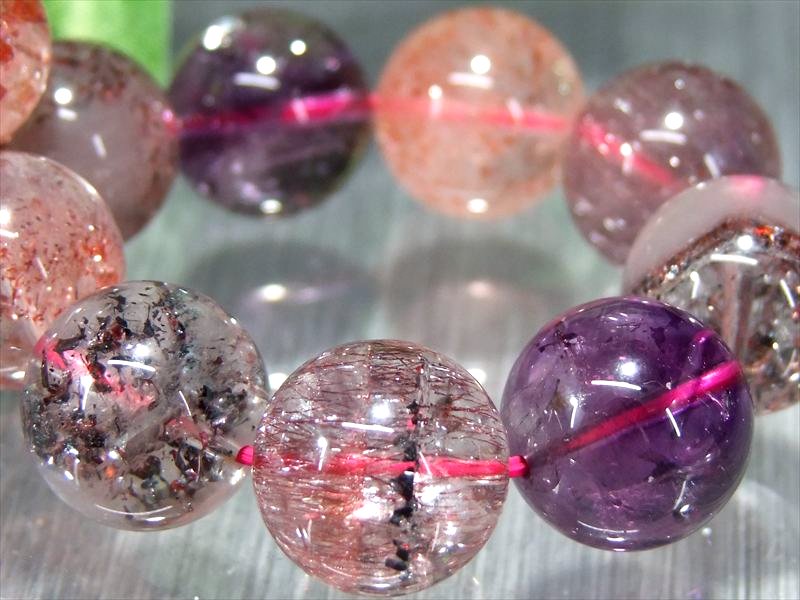 店頭展示中 虹入り クッキリ内包物 5A 大珠 スーパーセブン ブレスレット 12.5mm-13mm×16珠 7種類の石の要素が共鳴する パワーストーン 天然石 一点もの