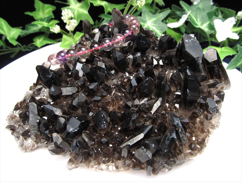 待望の再入荷 アメリカ・アーカンソー州産 黒水晶 モリオン クラスター 幅133mm 重さ384g 漆黒の美結晶群 最強の魔除け・邪気払いの石 1点物