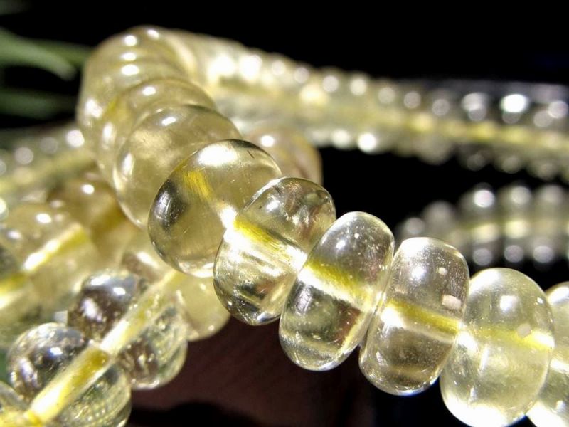 リビアングラス ボタン型 ブレスレット 幅約6mm-6.5mm エジプト政府採掘禁止 高透明度 ぷっくり艶やか丸ボタン型 希少レア 本物 エジプト・サハラ砂漠産