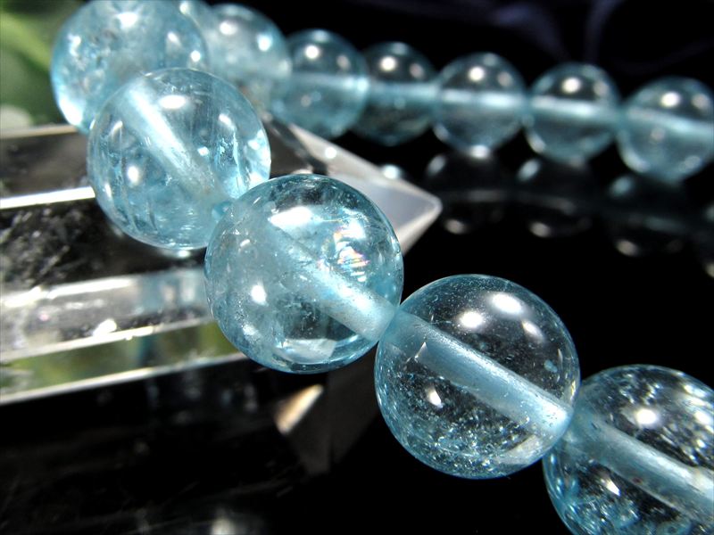 1本限定 虹入り 5A スカイブルー トパーズ ブレスレット 10mm-10.5mm×19珠 抜群のクリア感 青空のような爽やかスカイブルー 明るい希望をもたらす石