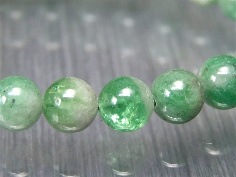 激レア 蛍光 5A ツァボライト タンザナイト ピンクゾイサイト 共生 ブレスレット 6.5mm-8mm×26珠 流通量極少・スカルン 蛍光珠有り 1月の誕生石