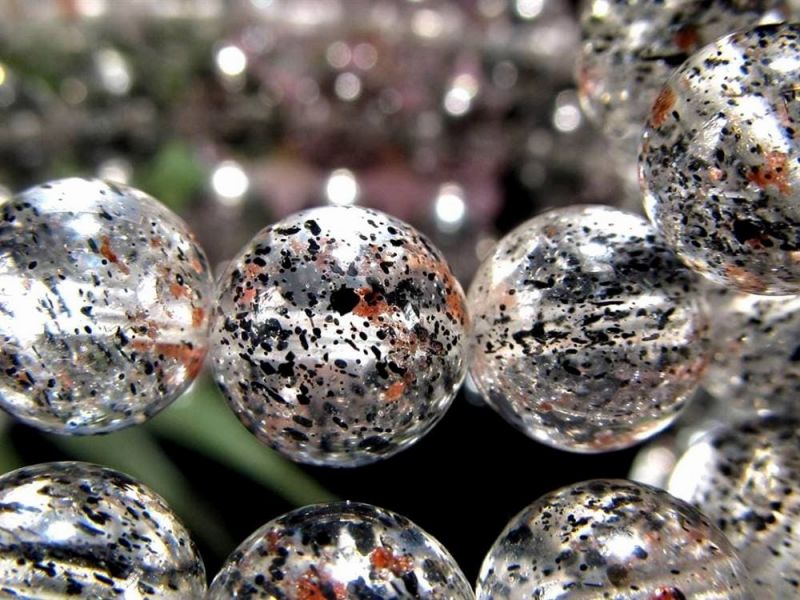 ガーネット&バイオタイトインクォーツ ブレスレット 8.5mm-9mm×22珠前後 見逃せない希少品 黒点と輝く褐色結晶 1月誕生石 ペルー産 パワーストーン 天然石