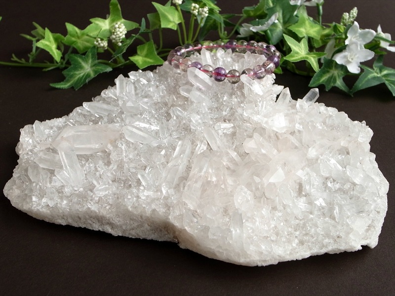 希少 4A『地球最後の秘境』ヒマラヤより直送 マニカラン産 水晶 クラスター 最大幅190mm 重さ865g ギャランティカード付き キングオブクォーツ 稀少1点物