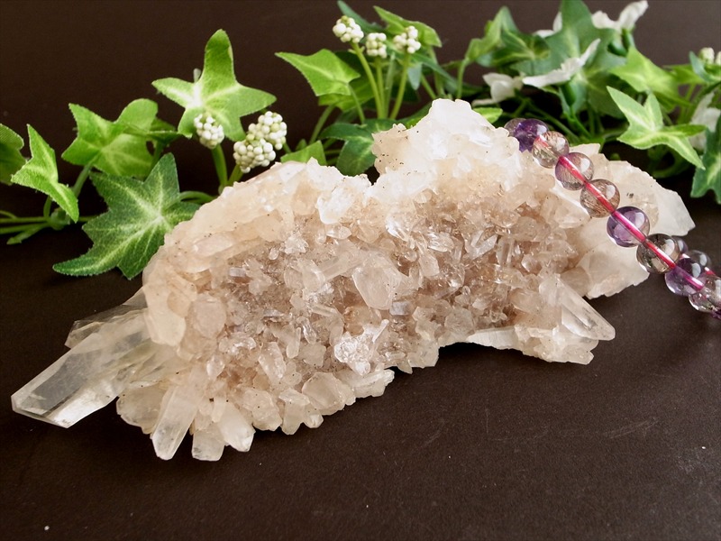 希少 3A『地球最後の秘境』ヒマラヤより直送 マニカラン産 水晶 クラスター 最大幅160mm 重さ232g ギャランティカード付き キングオブクォーツ 稀少1点物