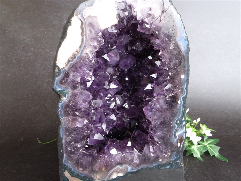 濃色結晶 アメジスト ドーム アメジストカペーラ 高さ 29cm 重さ 8.516kg 風水最強 最高品質 アメジスト原石 極上1点もの ブラジル産 パワーストーン 天然石