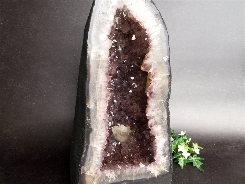 カコクセナイト有・ピンクカルサイト共生 アメジスト ドーム アメジストカペーラ 高さ 45.5cm 重さ 20.55kg 風水最強 家運や社運の上昇に 1点もの ブラジル産