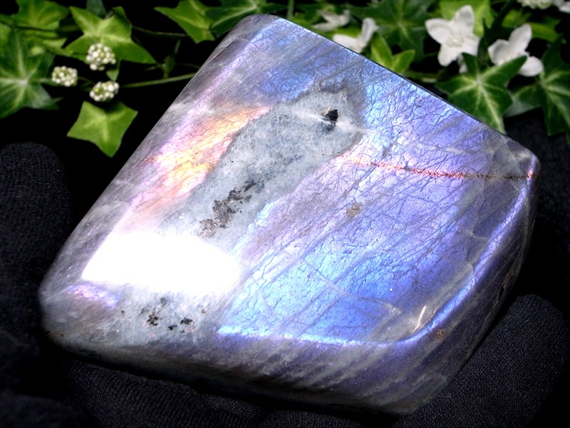 激レア パープルシラー パープルシラー ラブラドライト 磨き原石 最大幅 117mm 重さ 463g 鮮やかシラー 信念を貫く力 極上天然石 月や太陽を象徴する石