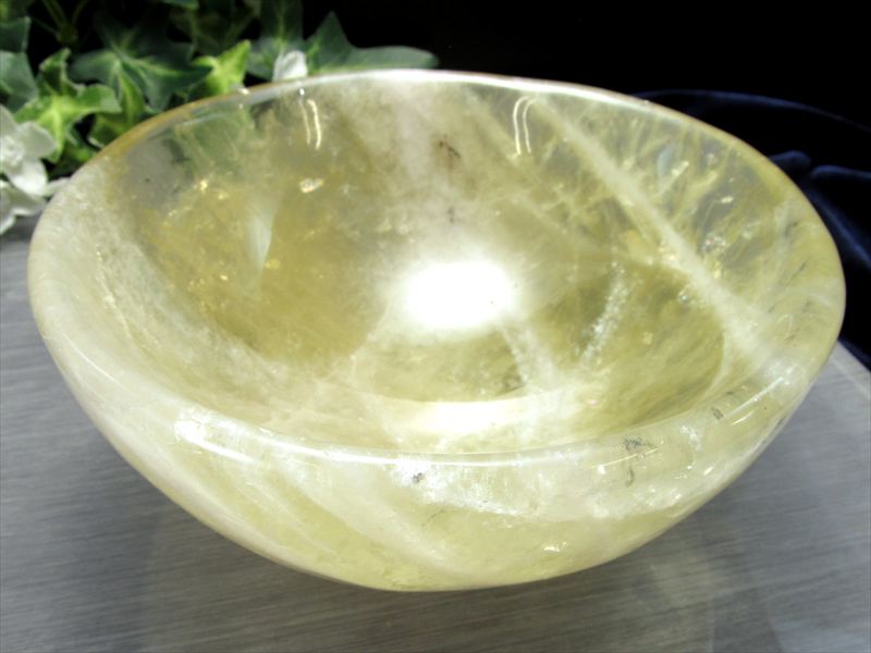 1点限定 虹入り シトリン 丸皿 最大幅129mm 重さ673g 金運 財運 幸運 黄水晶 11月の誕生石 天然石ボウル インテリアや贈り物に 一点物 ブラジル産