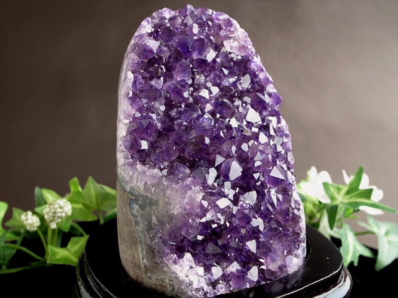3A アメジスト クラスター 専用木製台座付 高さ111mm 重さ763g 極上 美結晶 愛の守護石 紫水晶 天然石 1点物 ブラジル産 パワーストーン 天然石