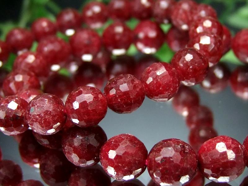 ブラッディルビー ミラーボールカット ブレスレット 約9mm-9.5mm×21珠 妖艶濃厚真紅 宝石の女王 キラキラカットで華やかさをプラス アフリカ産