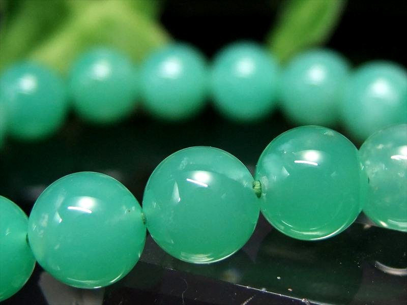ぷるんと透明感 3A クリソプレーズ ブレスレット 9mm-9.5mm×21珠 隠れた才能を引き出す石 艶やかアップルグリーンの希少石 1点もの オーストラリア産