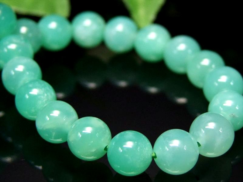 ぷるんと透明感 3A クリソプレーズ ブレスレット 7mm×27珠 隠れた才能を引き出す石 艶やかアップルグリーンの希少石 1点もの オーストラリア産