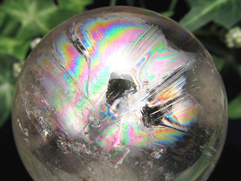 天然水晶 虹入り 丸玉 台座付き φ47mm 重さ 154.8g レインボー水晶 すべての浄化と純粋さの象徴 極上天然石 一点もの ブラジル産 パワーストーン 天然石