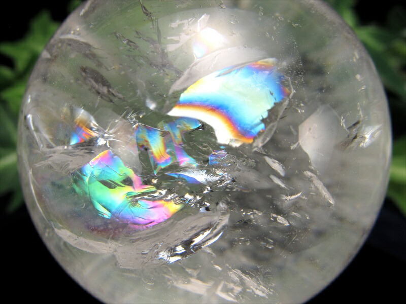 天然水晶 虹入り 丸玉 台座付き φ55.5mm 重さ 255.5g レインボー水晶 すべての浄化と純粋さの象徴 極上天然石 一点もの ブラジル産 パワーストーン 天然石